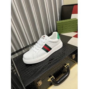 $89.00,Gucci Sneakers For Men # 294977