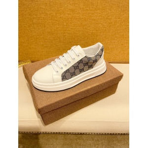 $89.00,Gucci Sneakers For Men # 294987