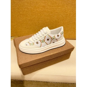 $89.00,Gucci Sneakers For Men # 294989