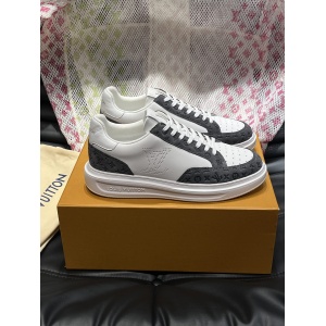 $89.00,Louis Vuitton Sneakers For Men # 295034