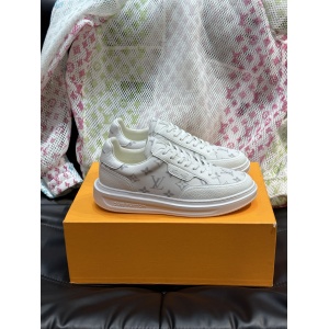 $89.00,Louis Vuitton Sneakers For Men # 295041