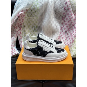 $89.00,Louis Vuitton Sneakers For Men # 295042