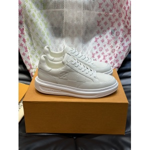 $89.00,Louis Vuitton Sneakers For Men # 295044
