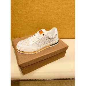$89.00,Louis Vuitton Sneakers For Men # 295064