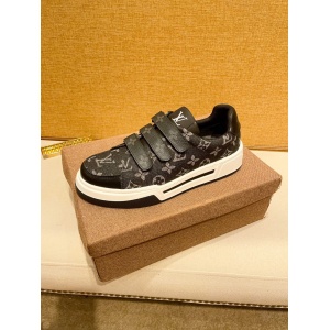 $89.00,Louis Vuitton Sneakers For Men # 295067