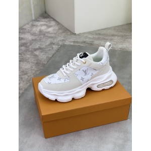 $89.00,Louis Vuitton Sneakers For Men # 295073