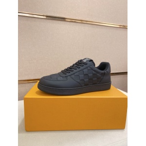 $89.00,Louis Vuitton Sneakers For Men # 295078