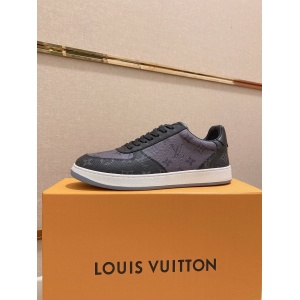 $89.00,Louis Vuitton Sneakers For Men # 295089