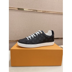 $89.00,Louis Vuitton Sneakers For Men # 295096