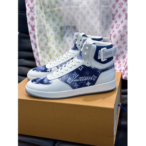 $92.00,Louis Vuitton Sneakers For Men # 295103