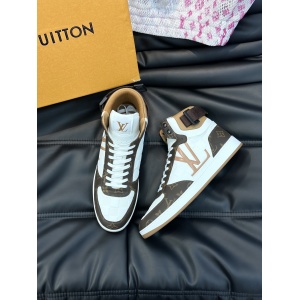 $92.00,Louis Vuitton Sneakers For Men # 295108