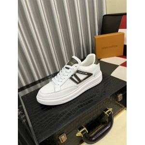 $89.00,Louis Vuitton Sneakers For Men # 295128