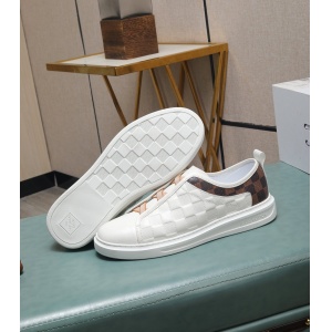 $89.00,Louis Vuitton Sneakers For Men # 295154