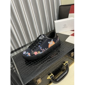 $89.00,Versace Casual Sneakers For Men # 295173
