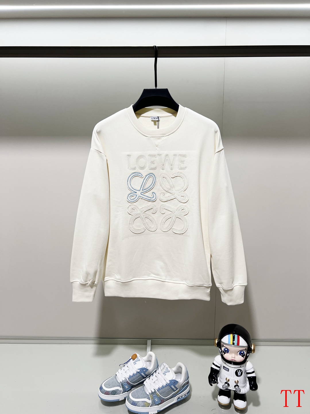 Loewe Sweatshirts Unisex # 294067