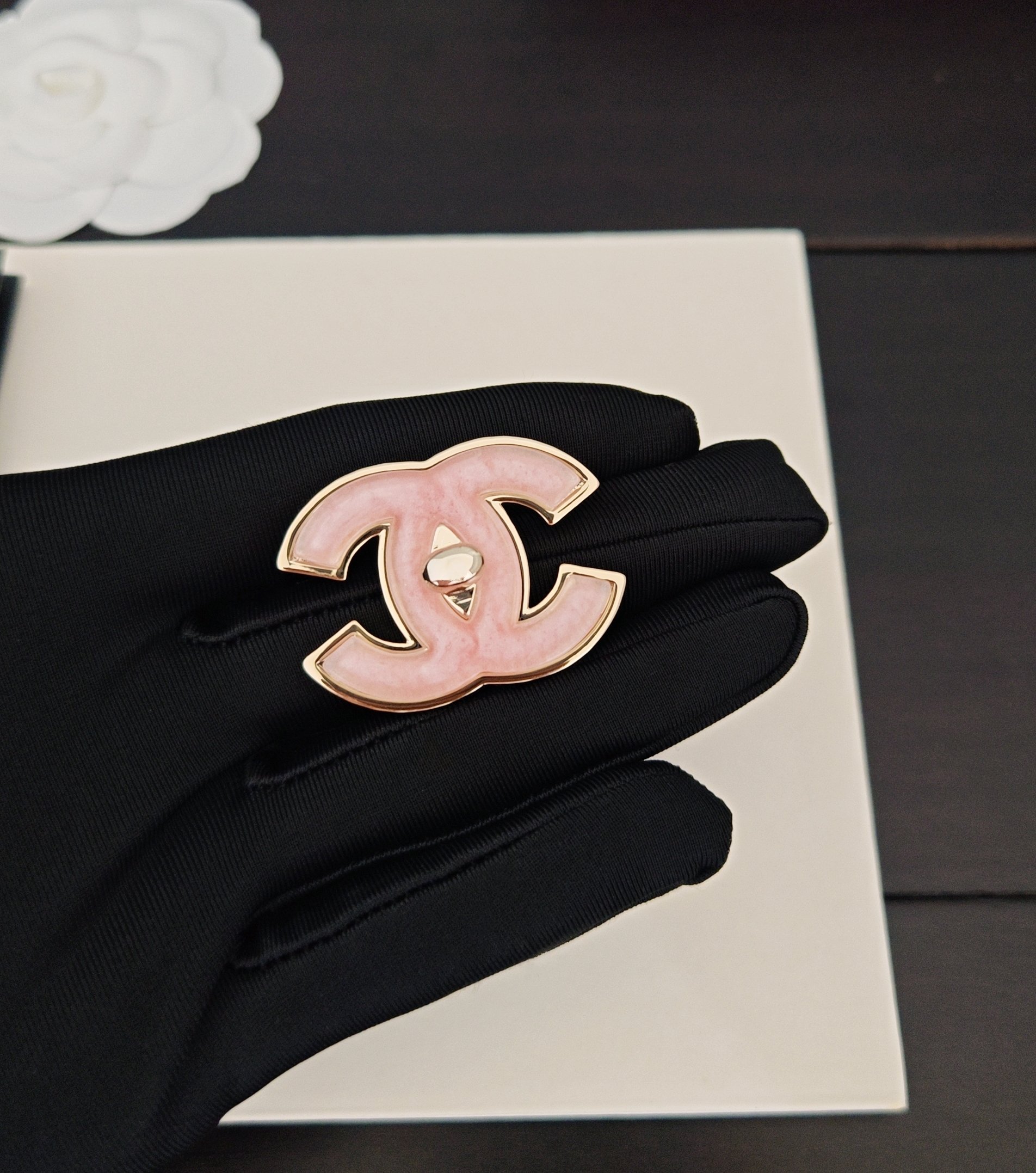 Chanel Brooch For Women # 294648
