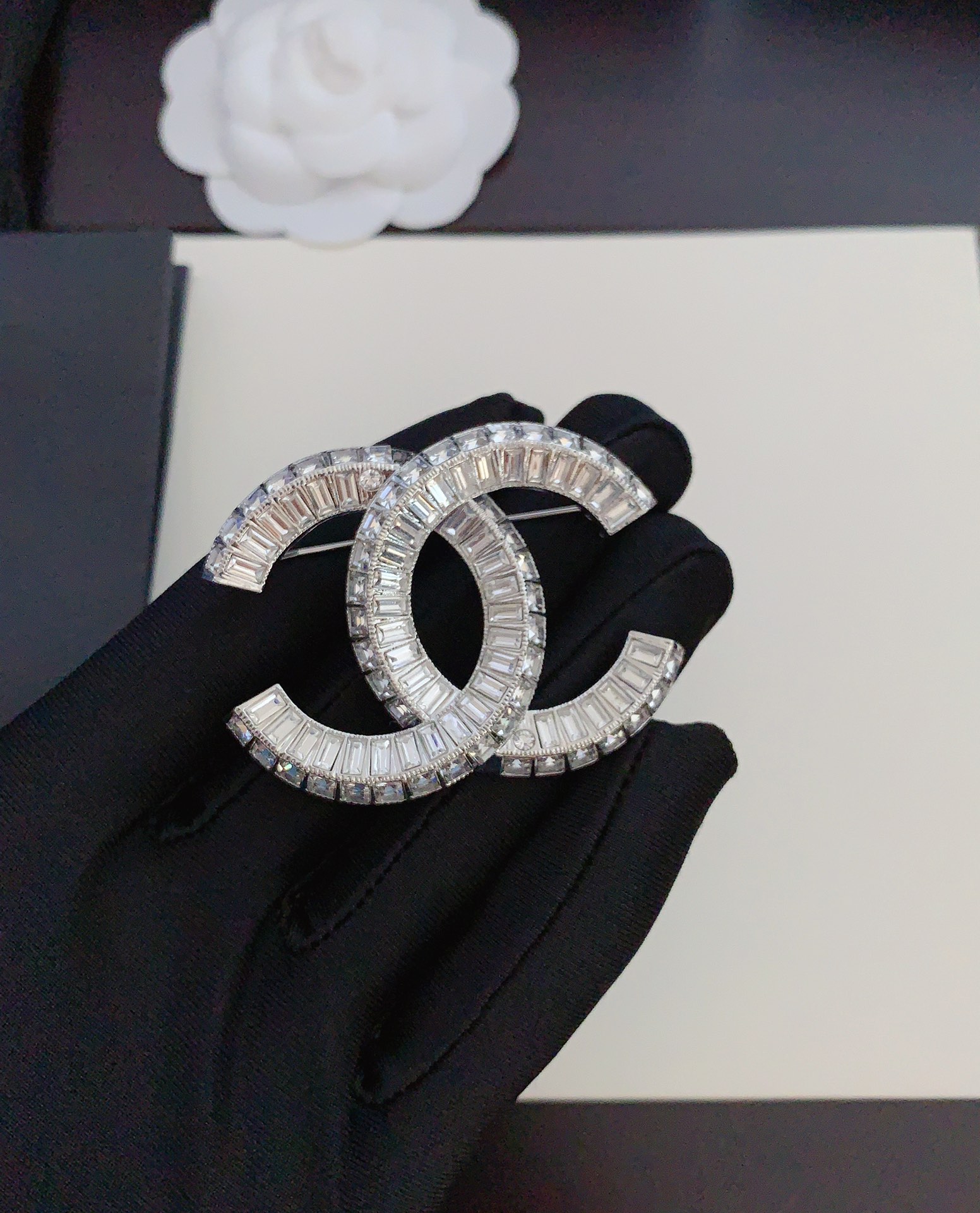Chanel Brooch For Women # 294653