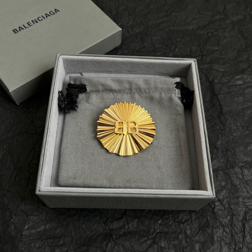 Balenciaga Brooch For Women # 294684