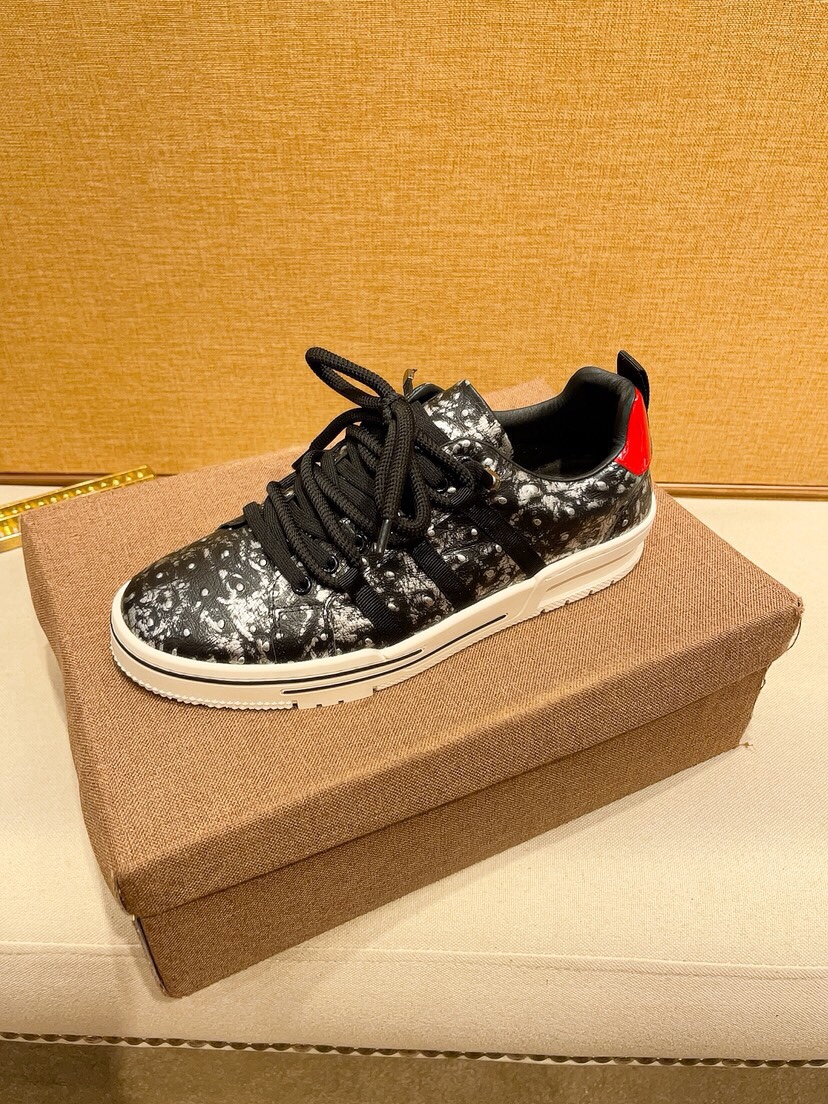 Gucci Sneakers For Men # 294930