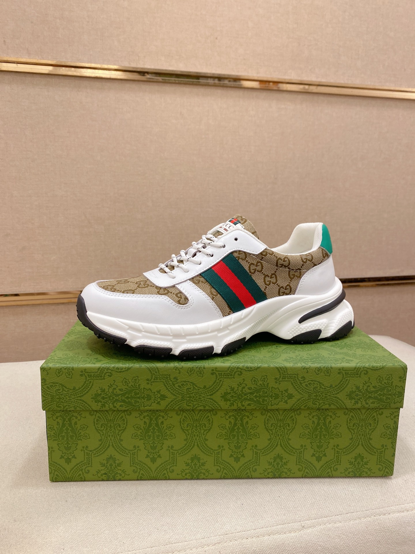 Gucci Sneakers For Men # 294953