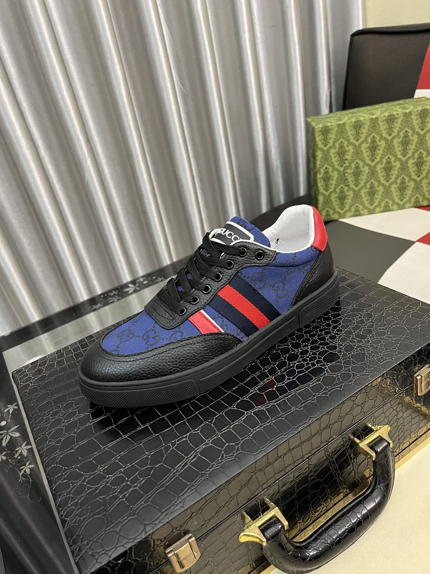 Gucci Sneakers For Men # 294958
