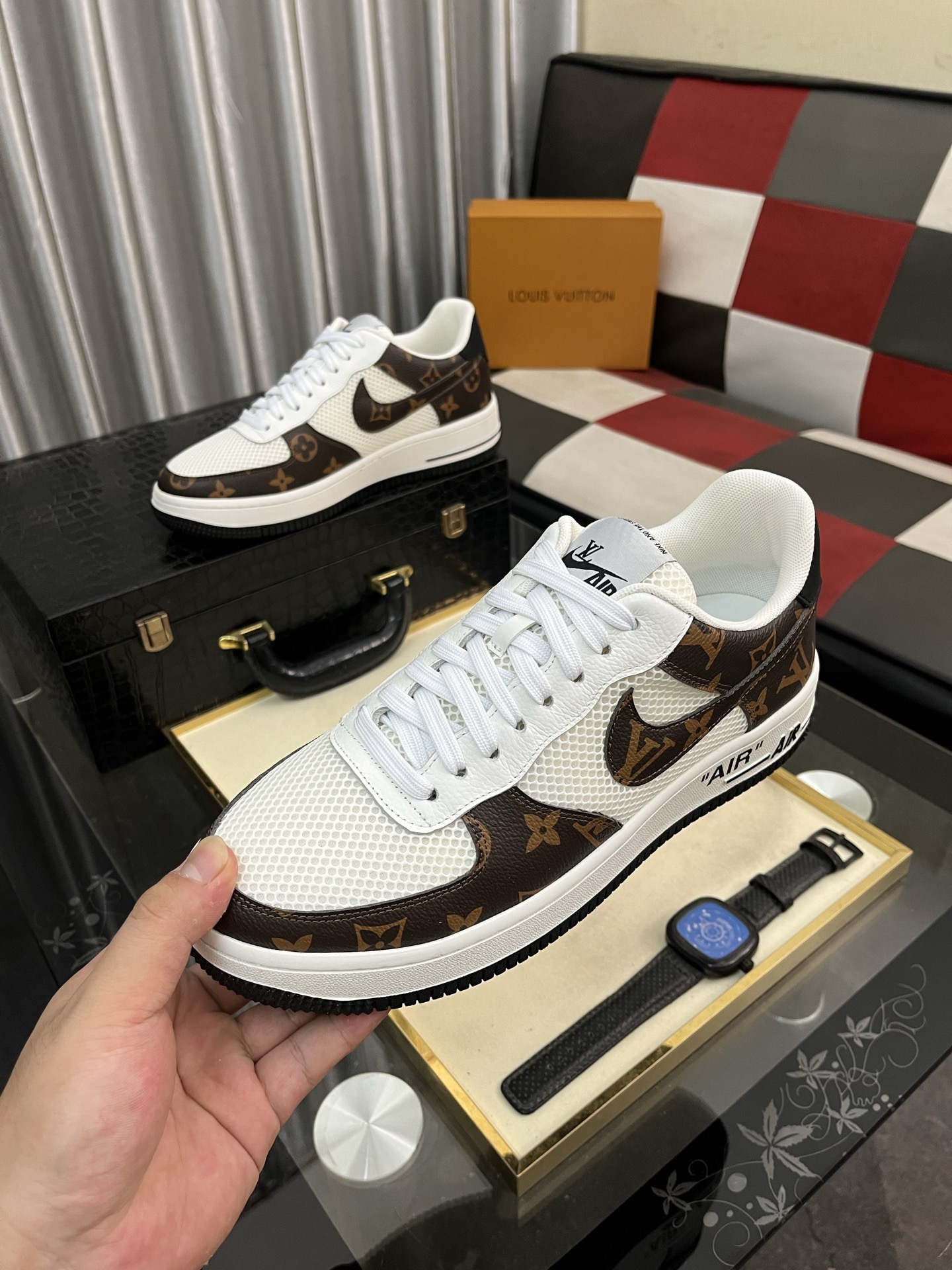 Louis Vuitton Sneakers For Men # 295148