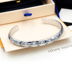 $29.00,Louis Vuitton Bangle For Women # 295517