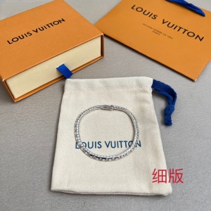$29.00,Louis Vuitton Bracelet For Women # 295579