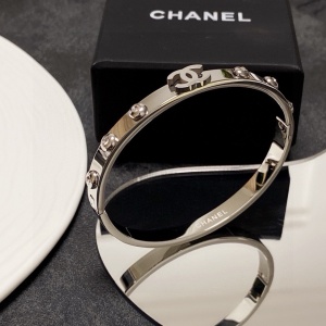 $29.00,Chanel Bracelet For Women # 295601