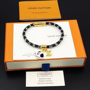 $32.00,Louis Vuitton Bracelet For Women # 295627