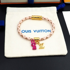 $32.00,Louis Vuitton Bracelet For Women # 295629