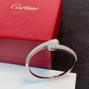 $32.00,Cartier Bangle For Women # 295643