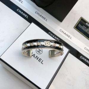 $29.00,Chanel Bangle For Women # 295655