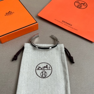 $29.00,Hermes Bangle For Women # 295697