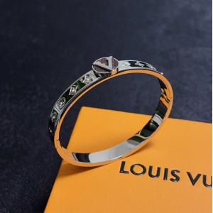 $29.00,Louis Vuitton Bangle For Women # 295732
