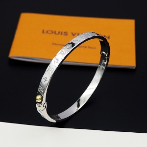 $29.00,Louis Vuitton Bangle For Women # 295736