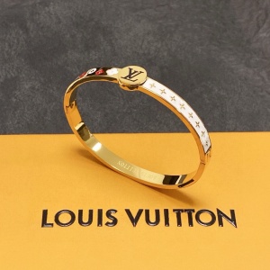$29.00,Louis Vuitton Bangle For Women # 295749