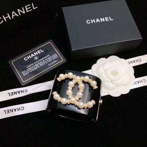 $32.00,Chanel Bangle For Women # 295768