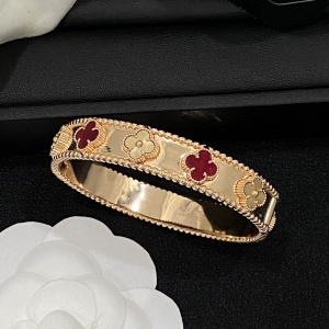 $29.00,VanCleef&Arpels Bangle For Women # 295781