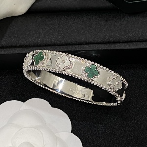 $29.00,VanCleef&Arpels Bangle For Women # 295782