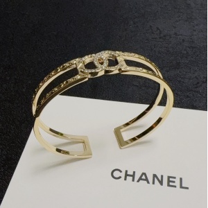 $29.00,Chanel Bangle For Women # 295818
