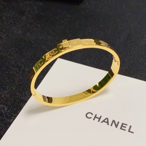 $29.00,Chanel Bangle For Women # 295841