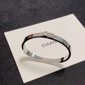 $29.00,Chanel Bangle For Women # 295842