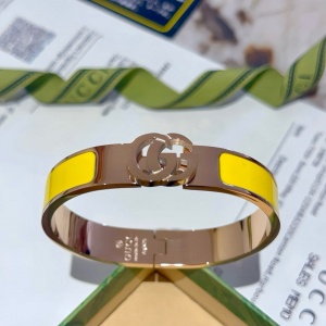 $29.00,Gucci Bangle For Women # 295925