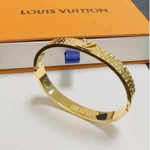 $29.00,Louis Vuitton Bangle For Women # 295959
