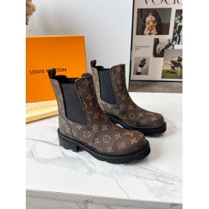 $129.00,Louis Vuitton Boots For Women # 296513