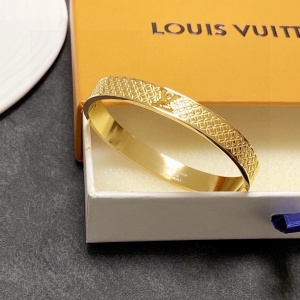 $29.00,Louis Vuitton Bangle For Women # 296581