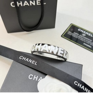 $29.00,Chanel Bangle For Women # 296599