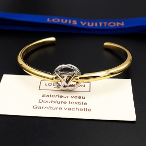 $29.00,Louis Vuitton Bangle For Women # 296600