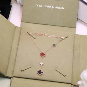 $29.00,VanClee&Aarpels  Necklace For Women # 296642